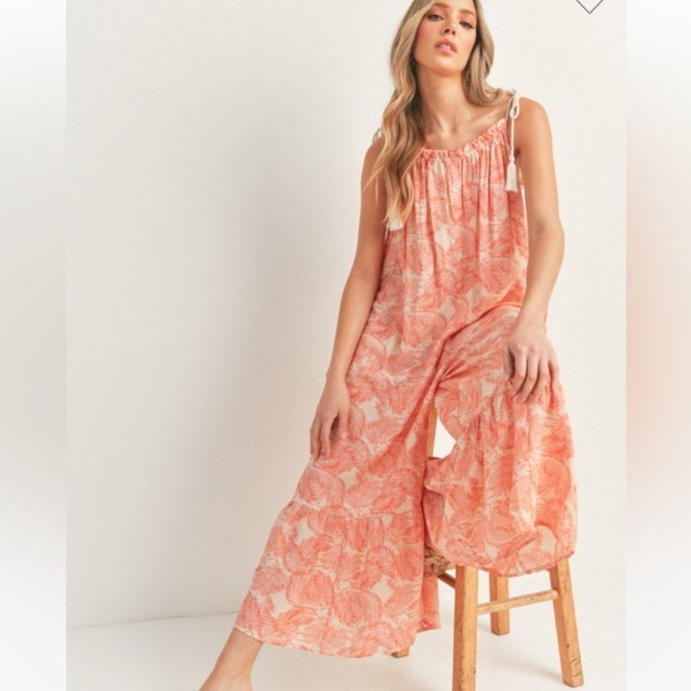 23 Woven leaf print jumpsuit - Picture 6 of 7